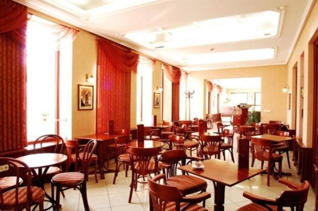 Malomudvar Étterem Cukrászda Panzió és Rendezvényház Gyöngyös Extérieur photo